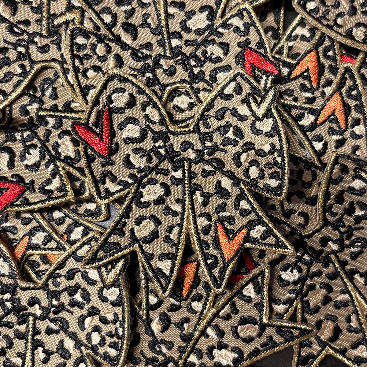 Panter strik - Panterstrik kielegatemblemen carnavalbreda 1 - IN079